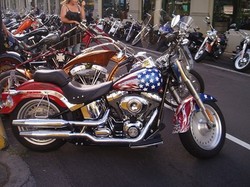 /images/mikes_easy_rider_motorhead_concert_e_4-08_250x187.jpg